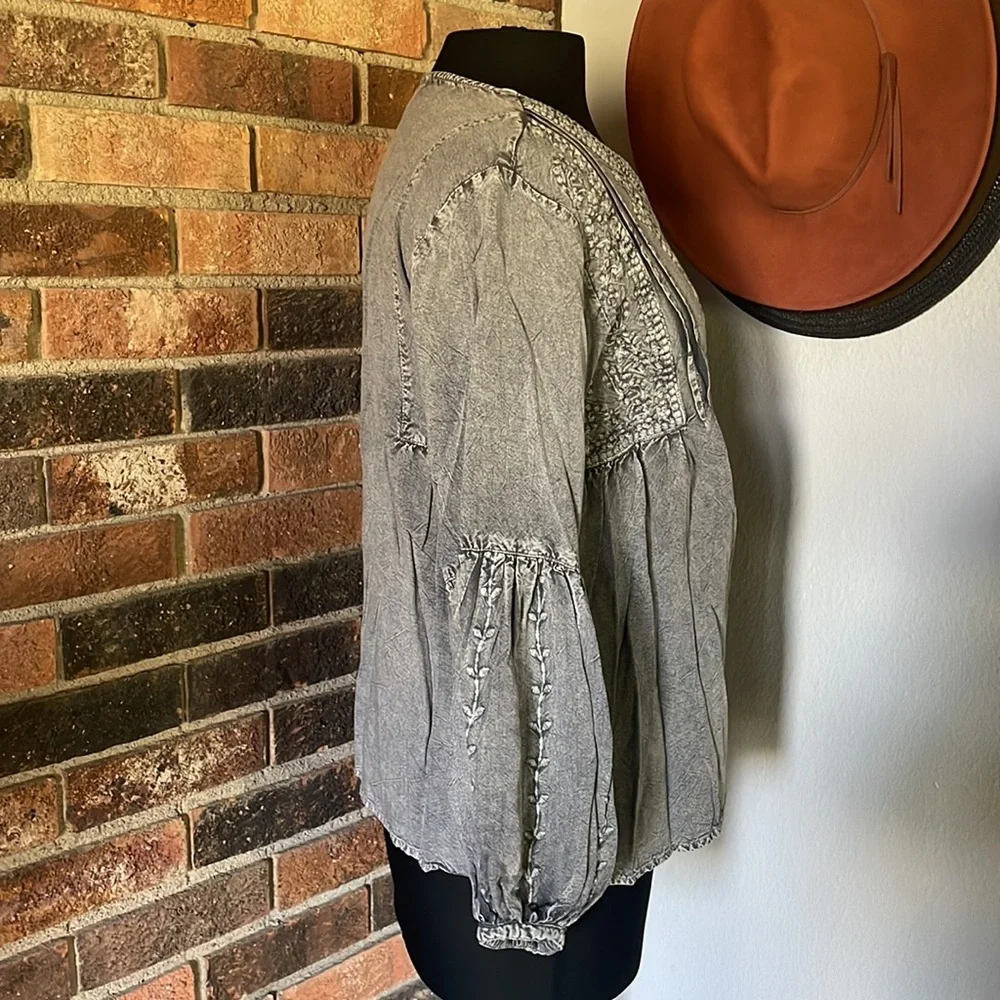 Solitaire Charcoal Gray boHo‎ Top